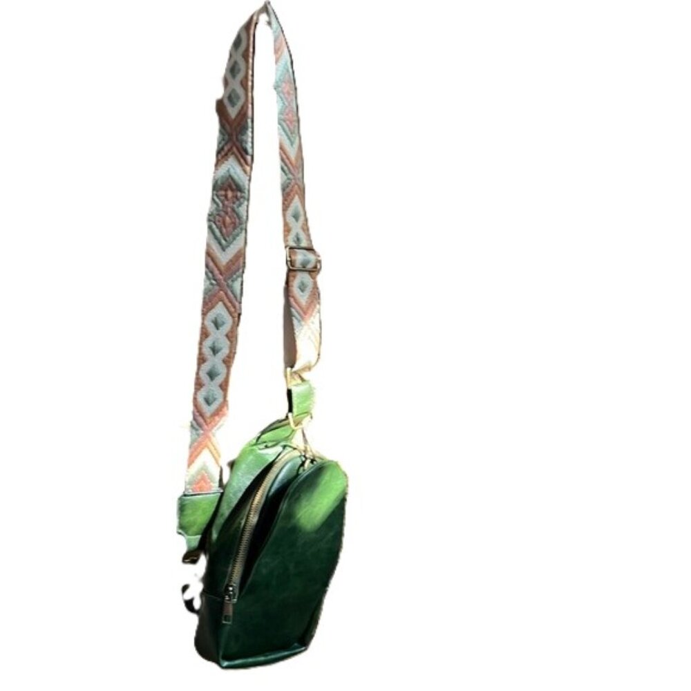 Hunter Green Sling Crossbody Bag Adjustable Guitar Strap Zip-up Snap Secure